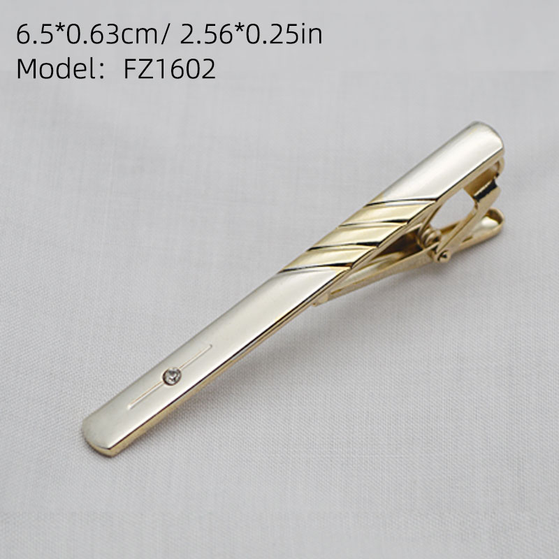 1 Adet Altın ve Gümüş Renkli,  - Men Accessories In Silver incelemesi ve fiyatı
